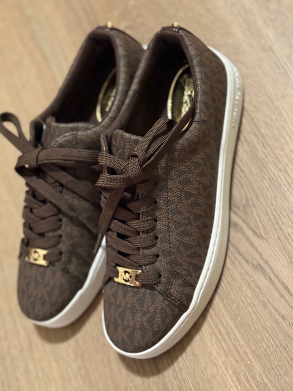Michael Kors Chocolate Brown MK Logo Low-Top Sneakers - Picture 2 of 12